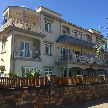Jet Villa Flic en Flac Exterior photo